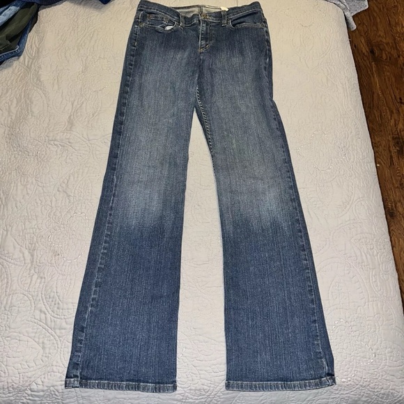 DKNY Bootcut Jeans Size 6p Dark Denim - Picture 1 of 9